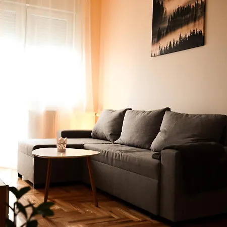Apartman Lena